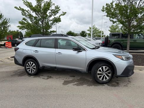 Used 2020 Subaru Outback AWD/4WD image 6