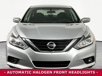 Used 2016 Nissan Altima 2.5 SV FWD video 2
