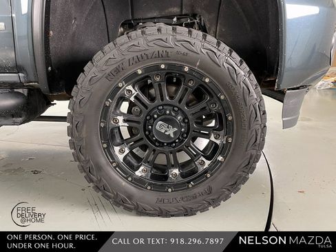 Used 2017 GMC Sierra 2500 Denali w/ Duramax Plus Package image 14