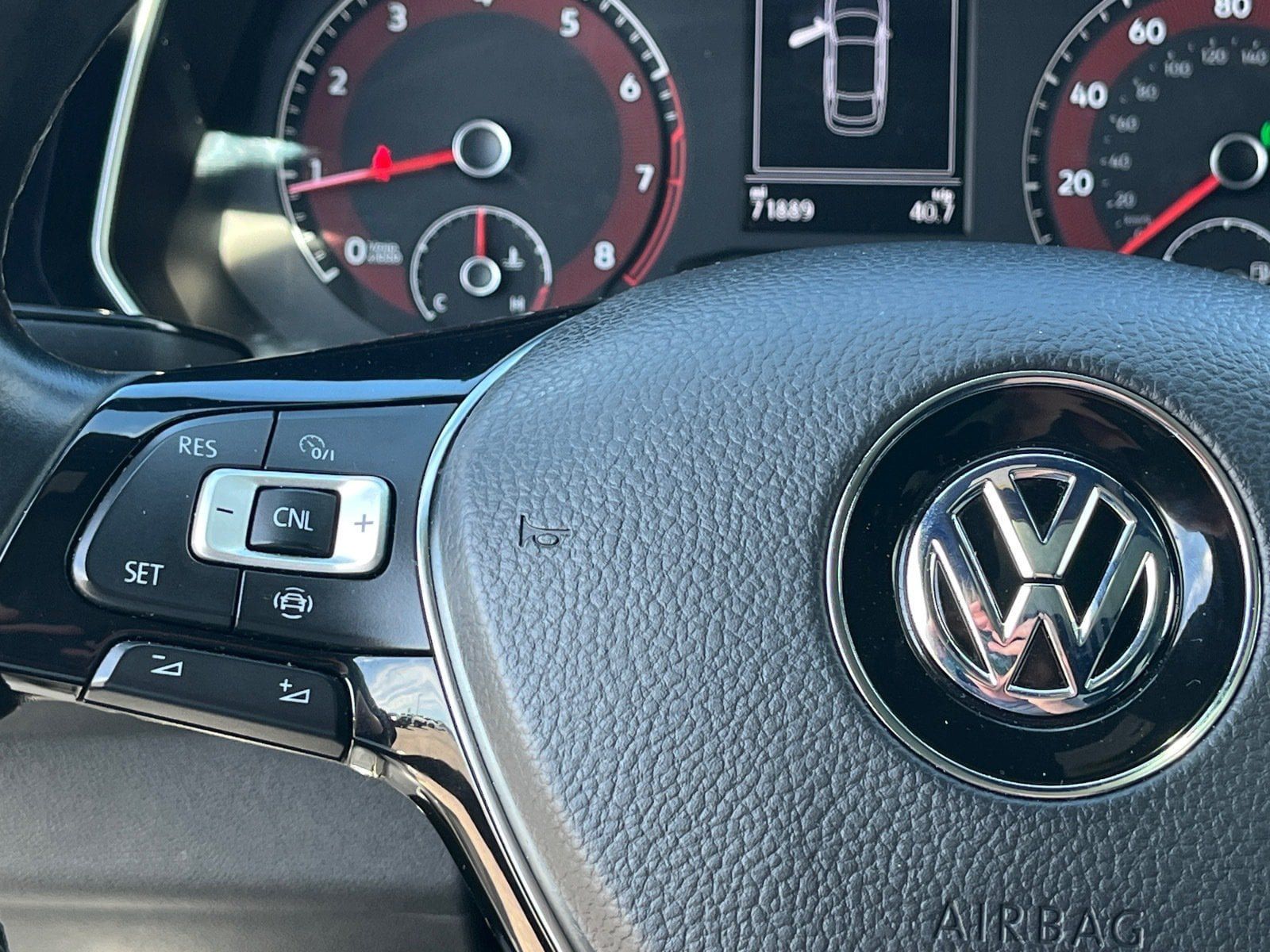 Used 2020 Volkswagen Jetta R-Line w/ R-Line Cold Weather Package FWD image 19