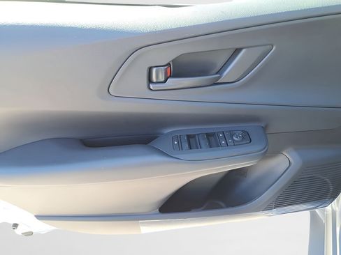 New 2026 Toyota Prius Plug-In Hybrid FWD image 13