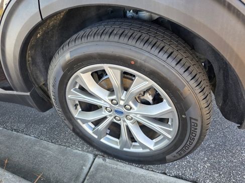 Used 2020 Ford Explorer XLT w/ Equipment Group 202A image 37