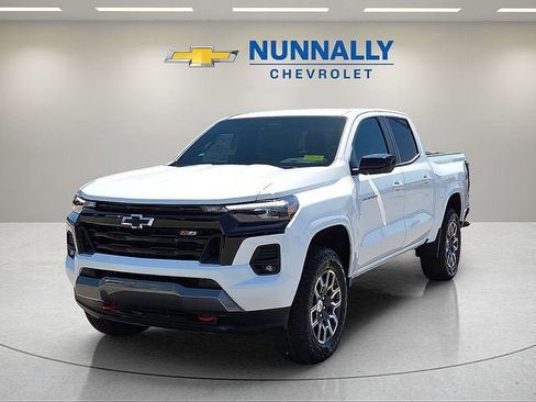 New 2026 Chevrolet Colorado Z71 AWD/4WD image 1