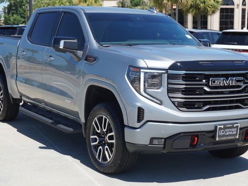 Used 2026 GMC Sierra 1500 AT4 w/ AT4 Premium Package AWD/4WD image 3