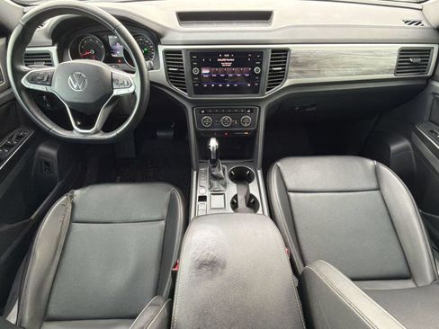 Used 2020 Volkswagen Atlas Cross Sport SE FWD image 14