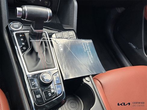 Certified 2023 Kia Sportage SX image 20