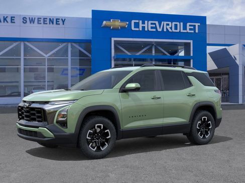 New 2026 Chevrolet Equinox ACTIV w/ Safety and Technology Package image 2