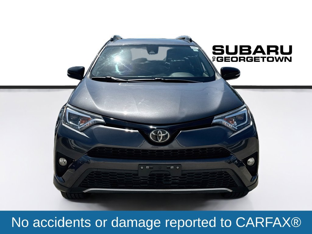 Used 2018 Toyota RAV4 SE w/ Power Extra Value Package FWD image 2