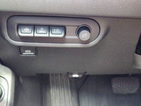 Used 2024 GMC Terrain AT4 w/ Infotainment Package II AWD/4WD image 19