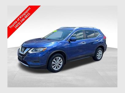 Used 2017 Nissan Rogue SV w/ SV Premium Package
