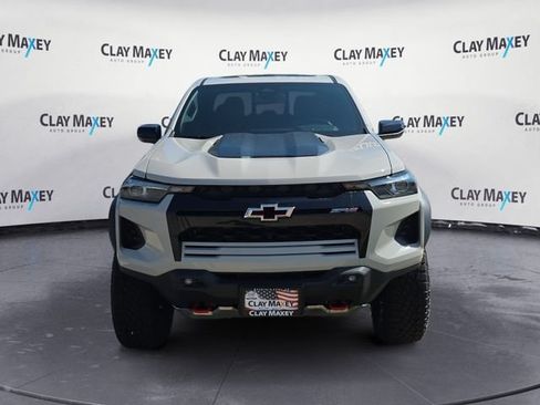 New 2026 Chevrolet Colorado ZR2 w/ Midnight Edition AWD/4WD image 8