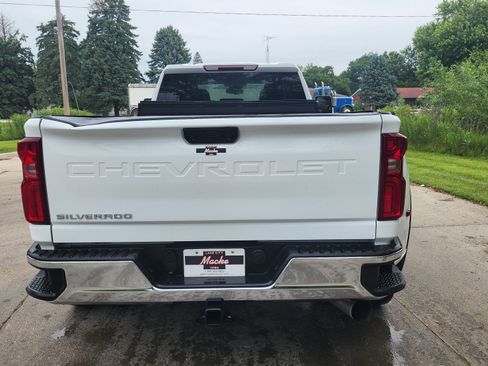 Used 2026 Chevrolet Silverado 3500 W/T w/ WT Convenience Package AWD/4WD image 5