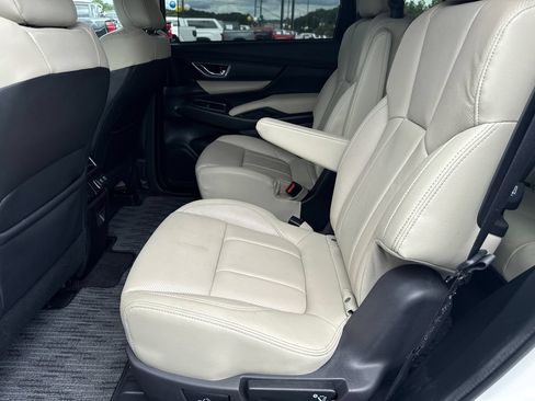 Used 2022 Subaru Ascent Limited AWD/4WD image 22
