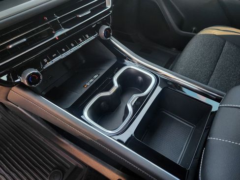 New 2026 Chevrolet Traverse LT w/ Driver Confidence Package image 15