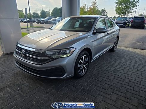 Used 2024 Volkswagen Jetta S FWD image 1