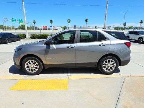 Used 2023 Chevrolet Equinox LS image 7