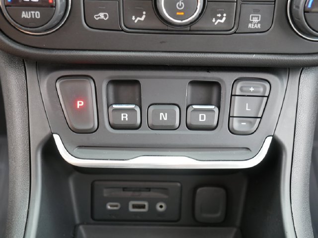 Used 2018 GMC Terrain Denali AWD/4WD image 30