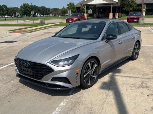 Used 2023 Hyundai Sonata SEL Plus FWD image 1