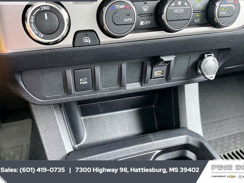 Used 2023 Toyota Tacoma SR AWD/4WD image 24