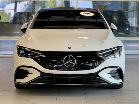 Used 2023 Mercedes-Benz EQE 500 4MATIC Sedan image 2