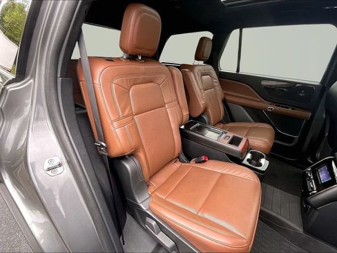 Certified 2023 Lincoln Aviator Reserve w/ Equipment Group 201A RWD image 26