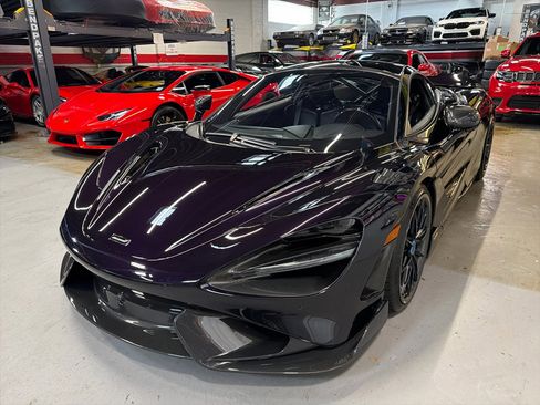 Used 2021 McLaren 765LT image 13