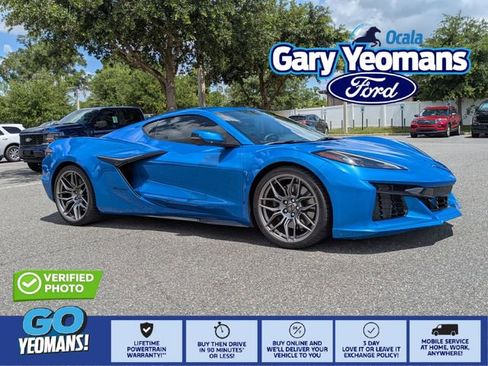 Used 2025 Chevrolet Corvette Z06 RWD image 1