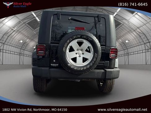 Used 2007 Jeep Wrangler Sahara w/ PWR Convenience Group image 4