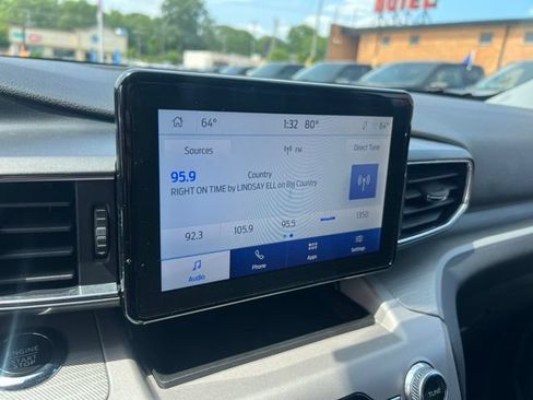 Certified 2023 Ford Explorer XLT w/ Equipment Group 202A AWD/4WD image 13