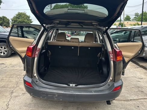 Used 2013 Toyota RAV4 Limited FWD image 33