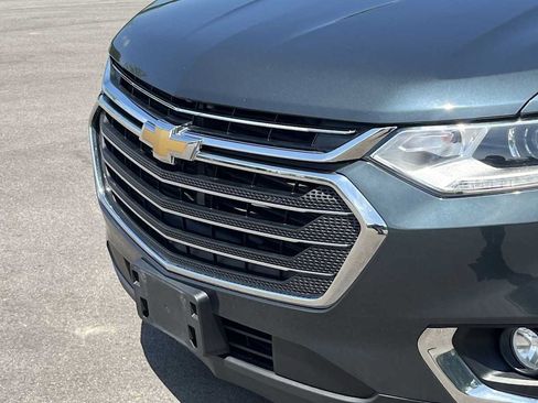 Used 2019 Chevrolet Traverse LT AWD/4WD image 24