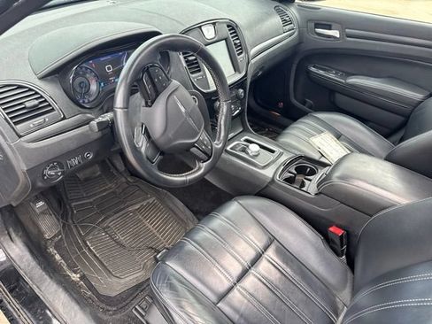 Used 2015 Chrysler 300 S AWD/4WD image 24