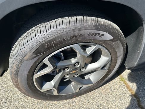 Used 2024 Chevrolet Trax LT w/ Driver Confidence Package image 10