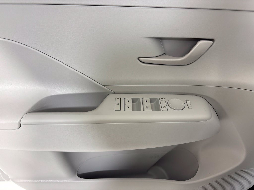 New 2027 Hyundai Kona SEL Sport FWD image 17