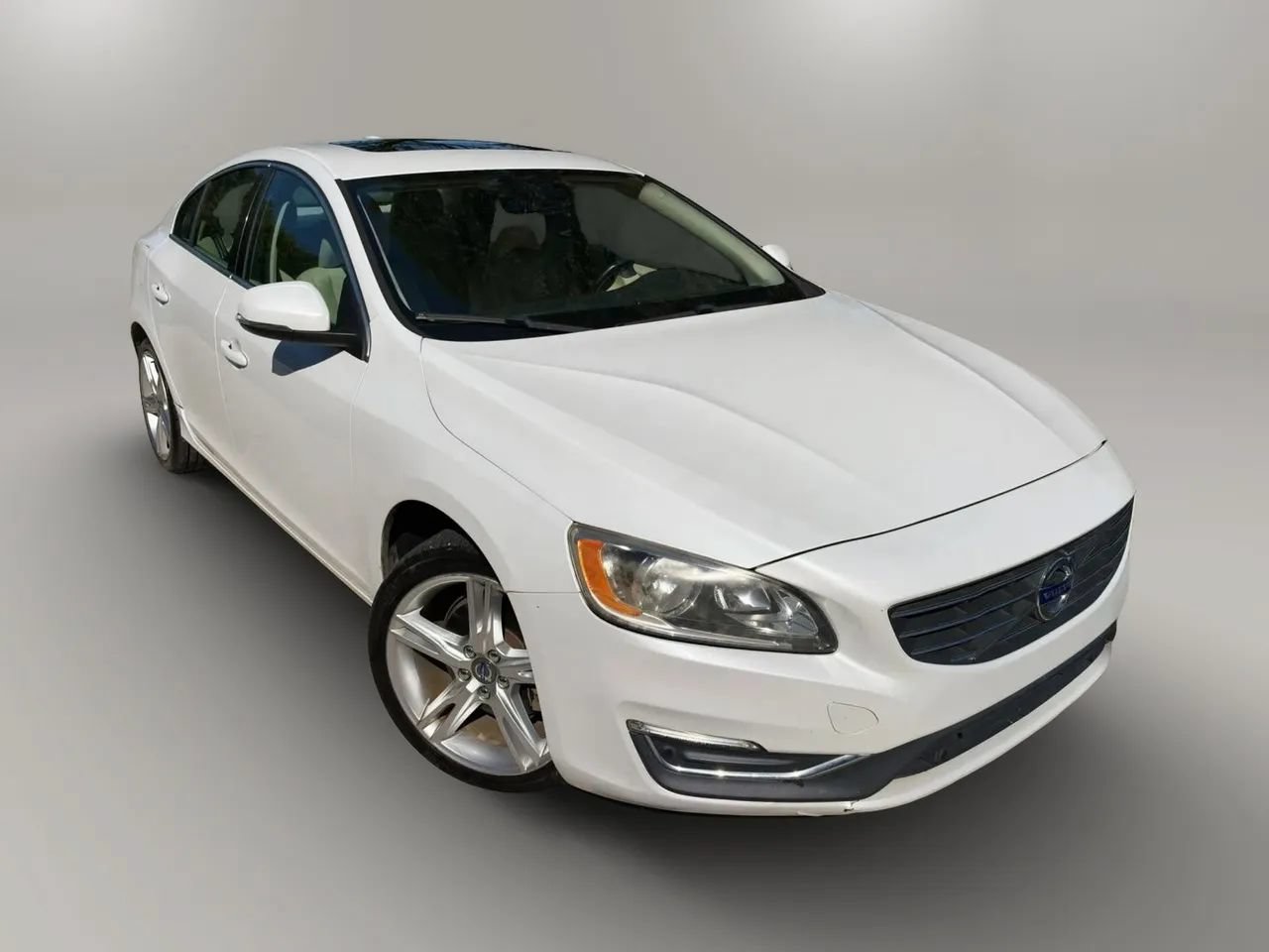 Used 2016 Volvo S60 T5 Premier w/ Convenience Package FWD image 2