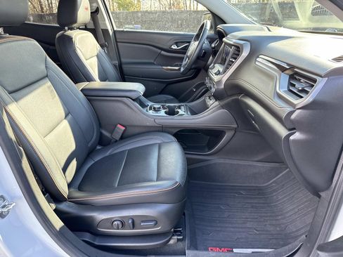 Used 2023 GMC Acadia AT4 w/ Technology Package image 25