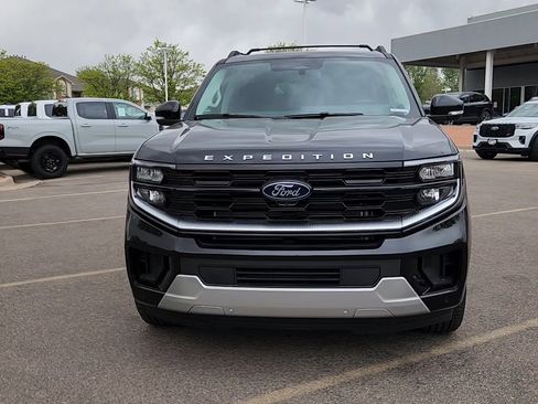 New 2026 Ford Expedition Max Platinum w/ Platinum Ultimate Package AWD/4WD image 4