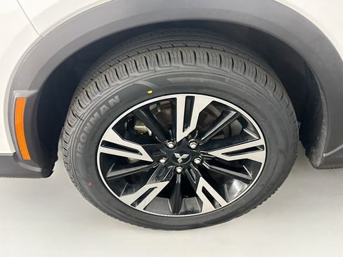 Used 2025 Mitsubishi Eclipse Cross SE AWD/4WD image 11