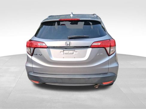 Used 2022 Honda HR-V EX image 5