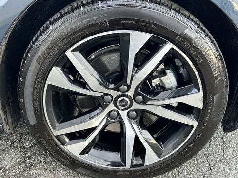 Certified 2023 Volvo S60 B5 Core w/ Climate Package image 13