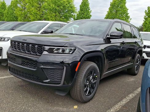 New 2026 Jeep Grand Cherokee L 4WD image 1