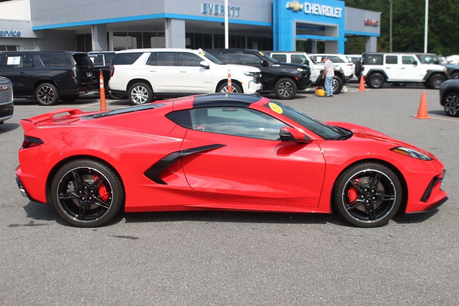 Used 2022 Chevrolet Corvette Stingray Premium Cpe w/ Z51 Performance Package RWD image 55