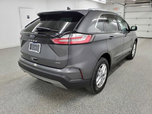 Used 2022 Ford Edge SEL w/ Convenience Package AWD/4WD image 4