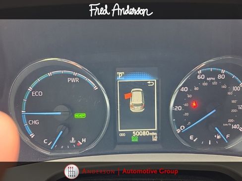 Used 2018 Toyota RAV4 XLE AWD/4WD image 6