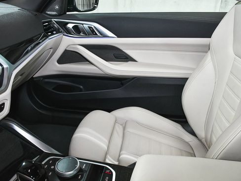 Used 2023 BMW 440i xDrive M440i xDrive w/ Premium Package image 57