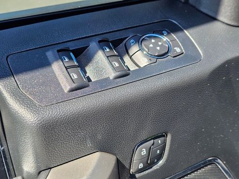 Used 2020 Ford F150 Lariat AWD/4WD image 22