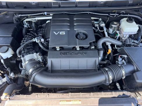 Used 2023 Nissan Frontier SV w/ SV Convenience Package AWD/4WD image 23