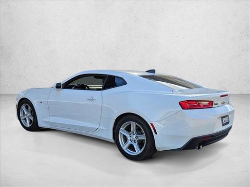 Used 2018 Chevrolet Camaro LT image 5