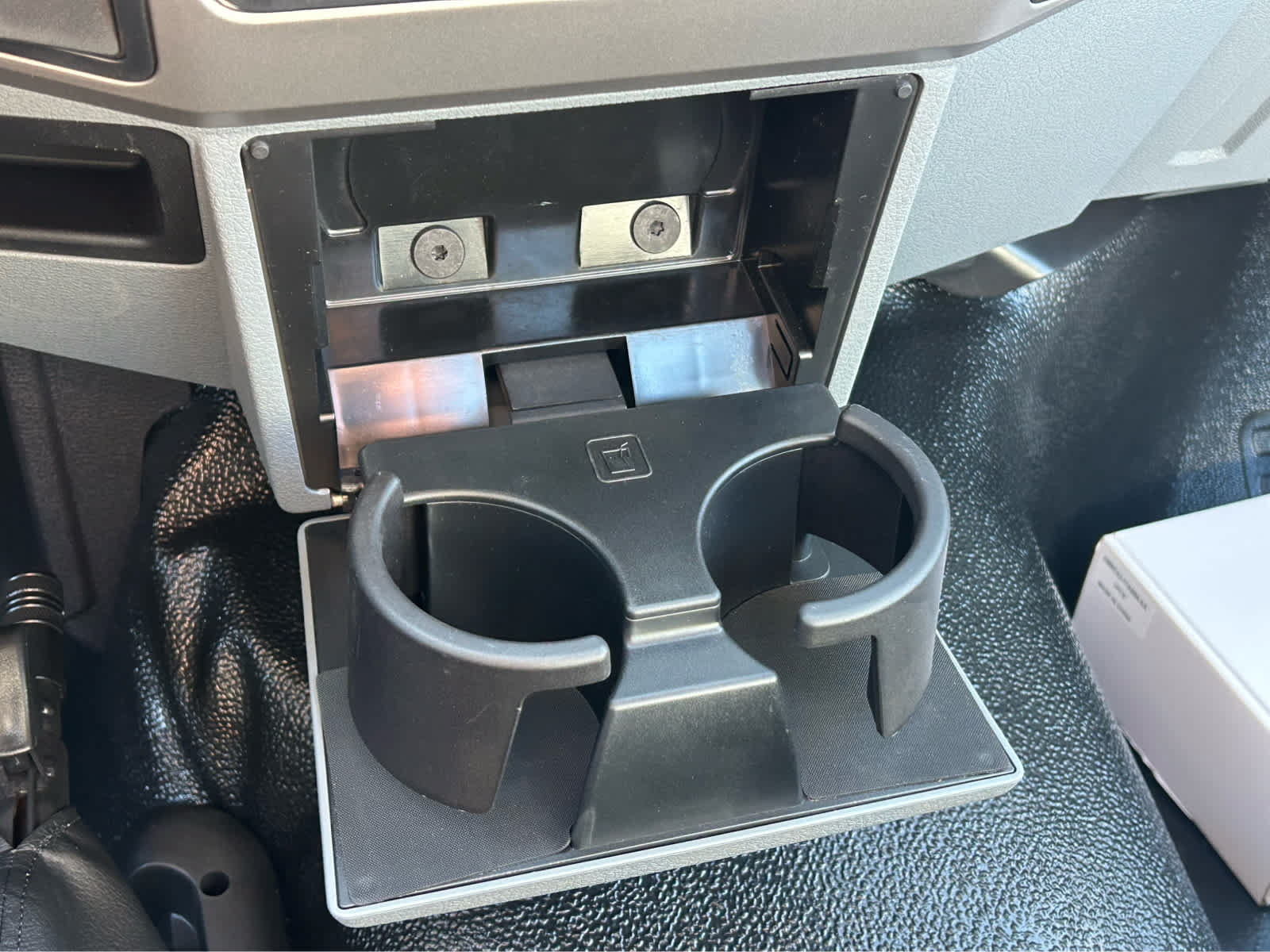 New 2027 Ford F650 2WD Regular Cab Super Duty image 17