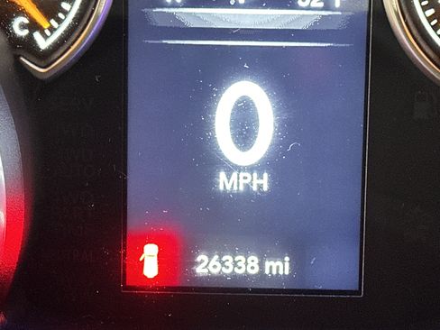 Used 2022 Jeep Wrangler Unlimited Sport image 23